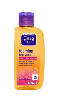 JOHNSONS CLEAN AND CLEAR FOAMING FACE WASH 50ML